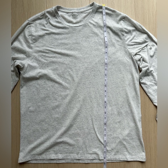 Old Navy Men’s Long Sleeve T-Shirt XL Heather Gray Basic Casual Tee - Picture 5 of 7